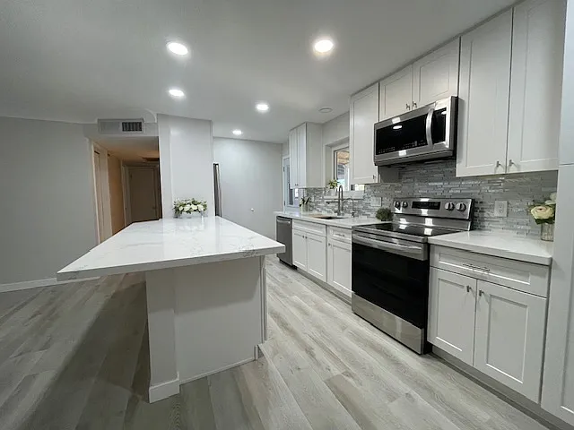 705 E Kachina Ave — Photo 5