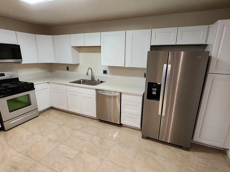 766 Granite Hills Cir — Photo 7