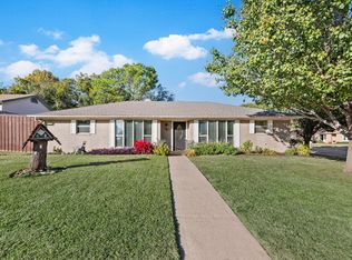 1723 Post Oak Dr, Bedford, TX 76021