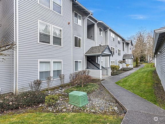2nd image of 33020 10th Avenue Ct SW #F203
