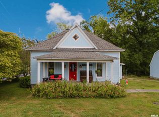 816 N Division St, Carterville, IL 62918