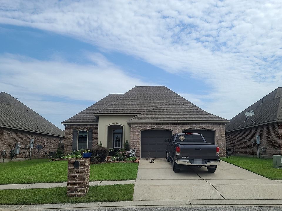1st image of 207 Morning Cypress Dr