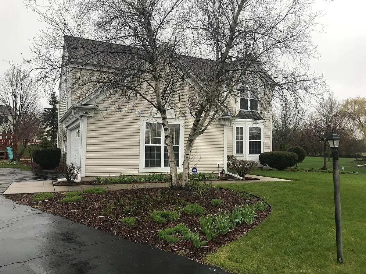 Building Photo - 5025 W Forest Hill Ave