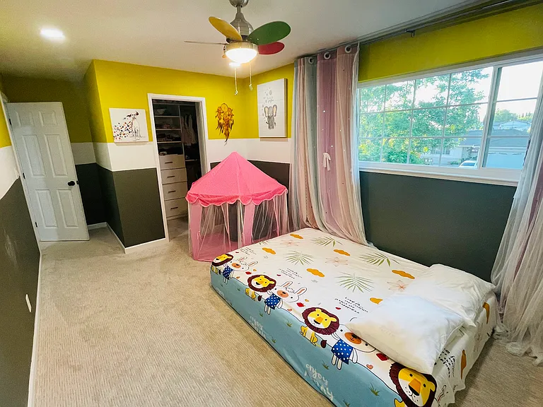 1896 Yosemite Dr — Photo 11