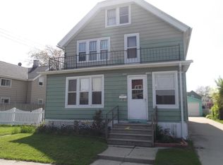 1224 S 11th St, Manitowoc, WI 54220