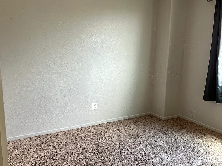 6047 Dresden Way — Photo 22