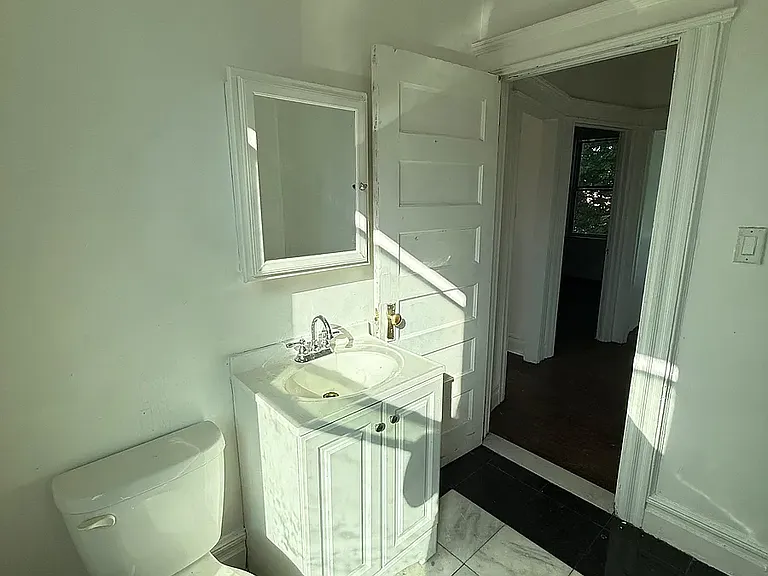 410 Chadwick Ave — Photo 14