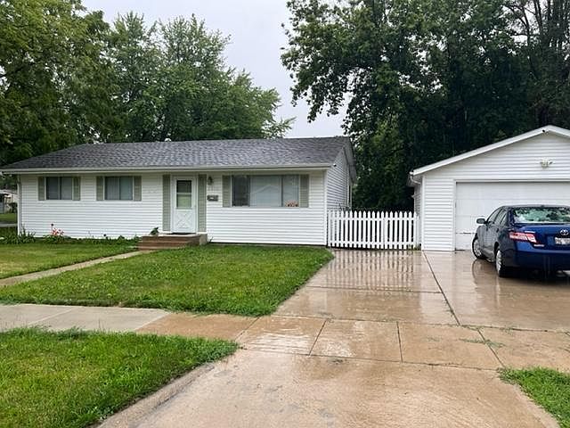 1st image of 2815 Cameron Ave
