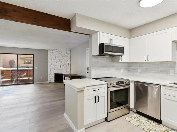 3335 S Ammons Street Bldg 6 #103, Lakewood, CO 80227