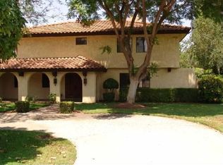 1977 Grace St, Riverside, CA 92504