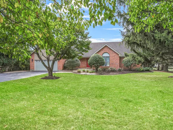 15857 W Baker Rd, Manhattan, IL 60442