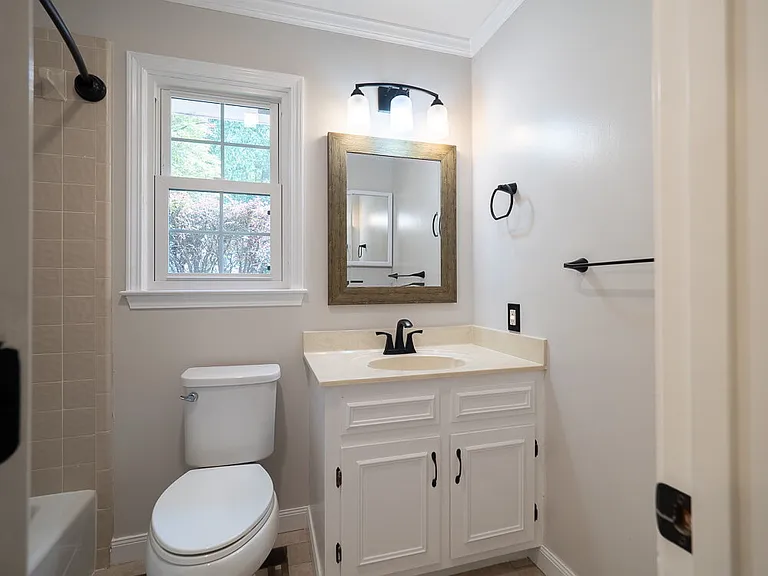 2704 Powhatan Dr — Photo 55