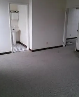 215 Albion Pl — Photo 10