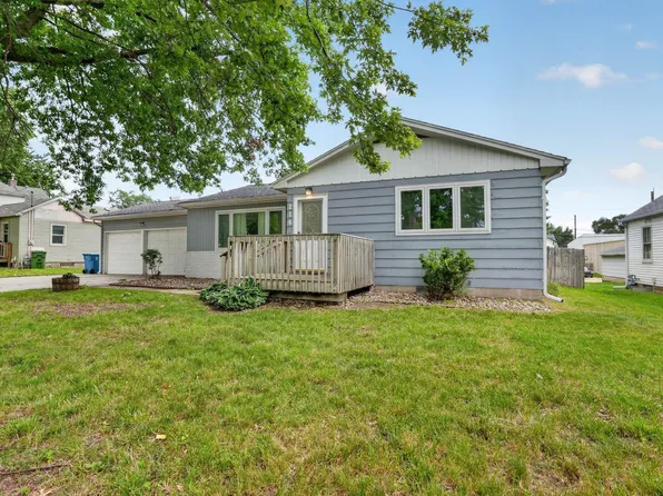 216 Hartman Ave, Waterloo, IA 50701