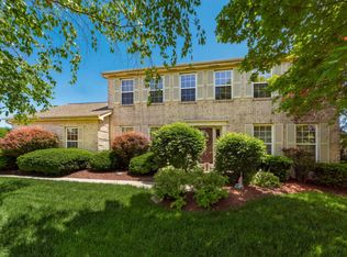 7035 Pine Hollow Dr, Westerville, OH