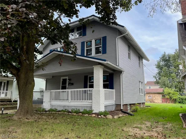 2411 10th St NW, Canton, OH 44708