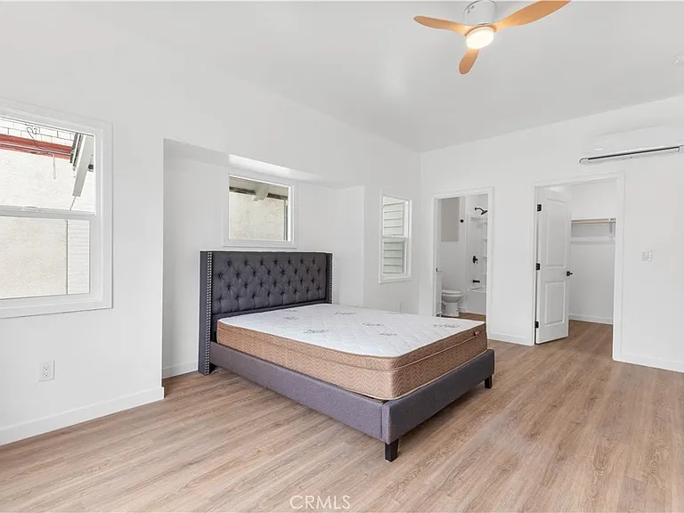 2636 S Normandie Ave — Photo 9
