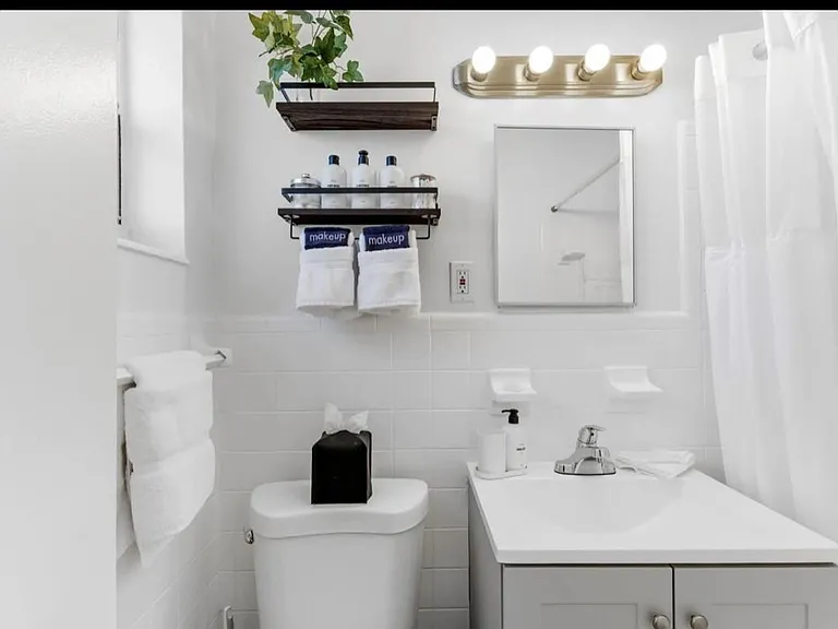 820 NE 16th Ave #3 — Photo 7