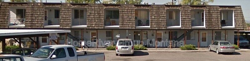 1st image of 102 Camelot Ct APT 4