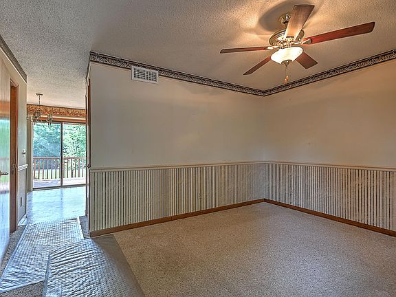3rd image of 1476 Highway 126 APT A3