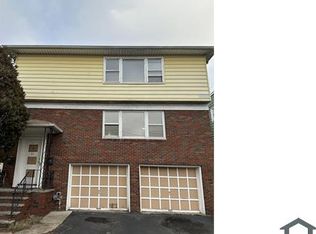 27 Norwood Ave, Irvington, NJ 07111