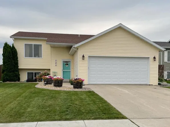 340 Maple Pointe Blvd, Mapleton, ND 58059