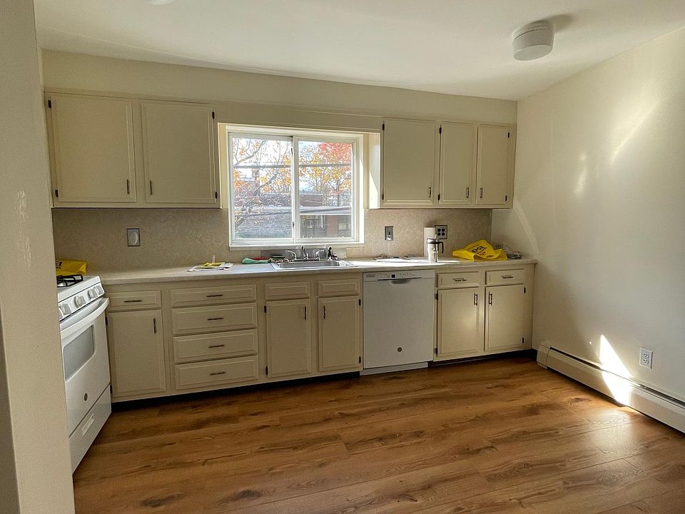 1st image of 681 Yonkers Ave