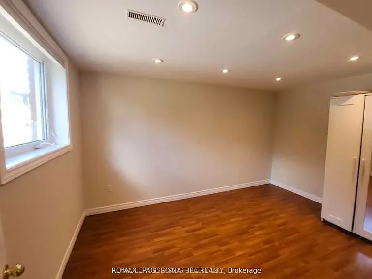 304 Orsi Ave #BASEMENT — Photo 7