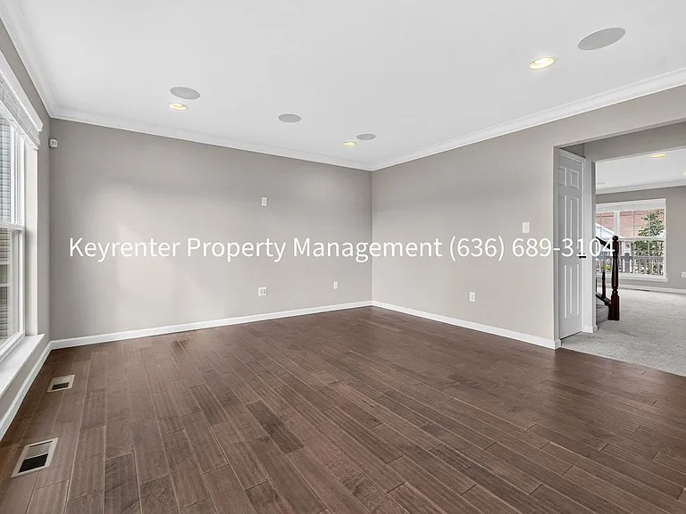 2823 Winding Valley Dr — Photo 7