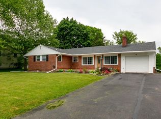 16 Rosewood Rd, Horseheads, NY 14845