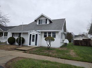 504 N Rath Ave, Ludington, MI 49431