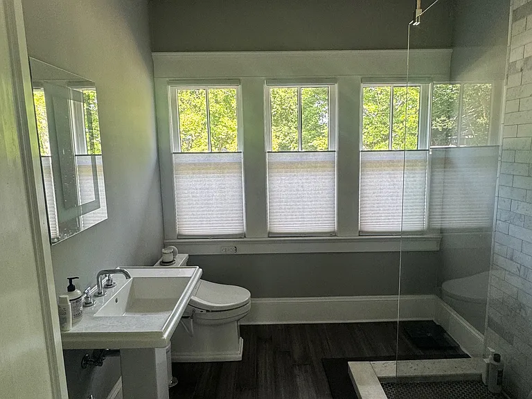 922 N Highland Ave NE #A — Photo 27