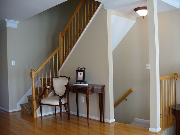 4th image of 7717 Sullivan Cir