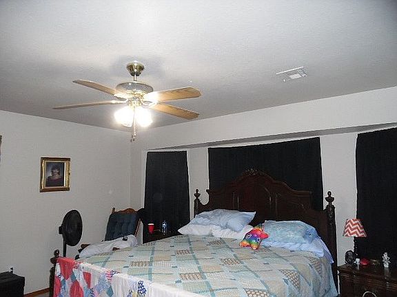 4th image of 127 Tanglewood Dr