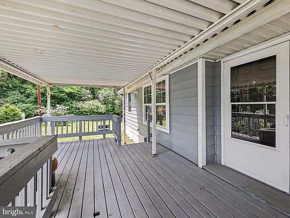 3rd image of 1800-64 Bel Air Rd