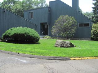 101 Plymouth Colony, Branford, CT 06405