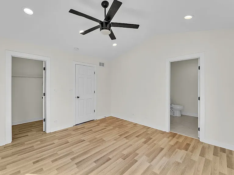 4201 Tallgrass Ct — Photo 9