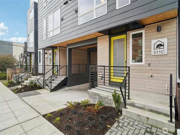 511 Howe Street #C, Seattle, WA 98109