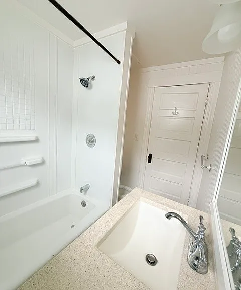 84 Putnam St — Photo 11