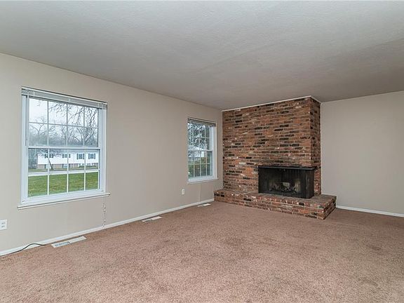 2nd image of 7035 Carriage Hill Dr APT 101