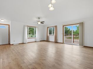 213 Hjemdal Ln, Deerfield, WI 53531