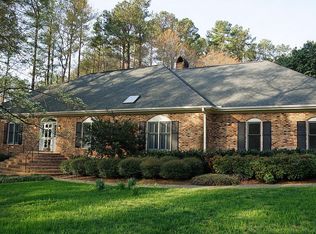 2417 Beechview Ct, Raleigh, NC 27615