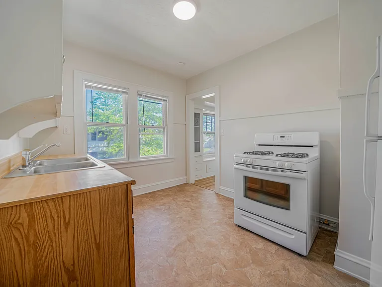 16800 Delaware Ave #2 — Photo 14