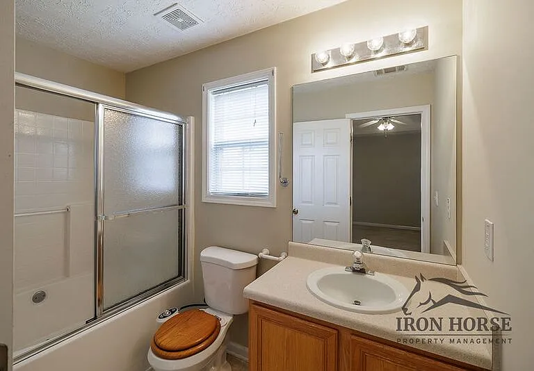 352 Shenandoah Cir — Photo 19