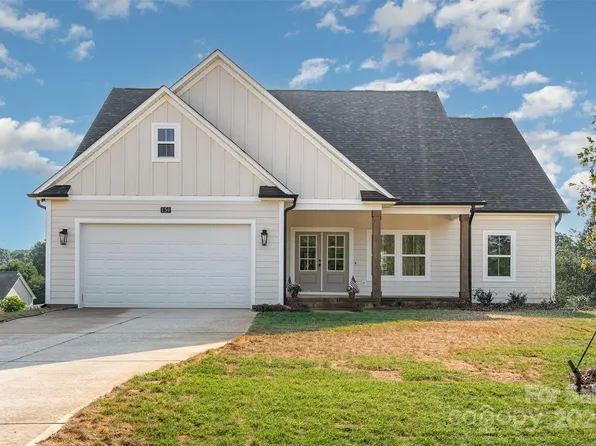 150 Autumn Blaze Rd, China Grove, NC 28023