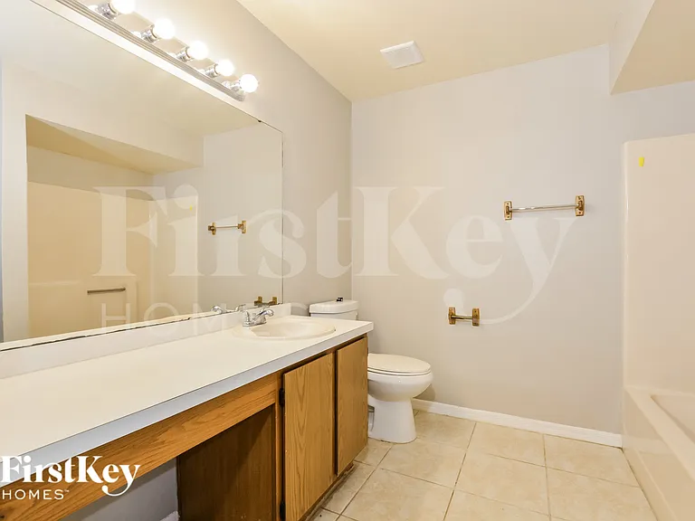 2175 Carriage Pointe Loop — Photo 15