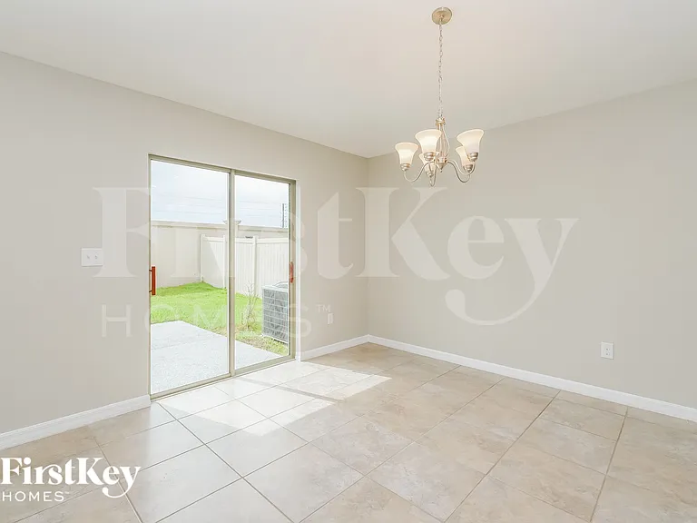 6117 Tremeza Pl — Photo 4
