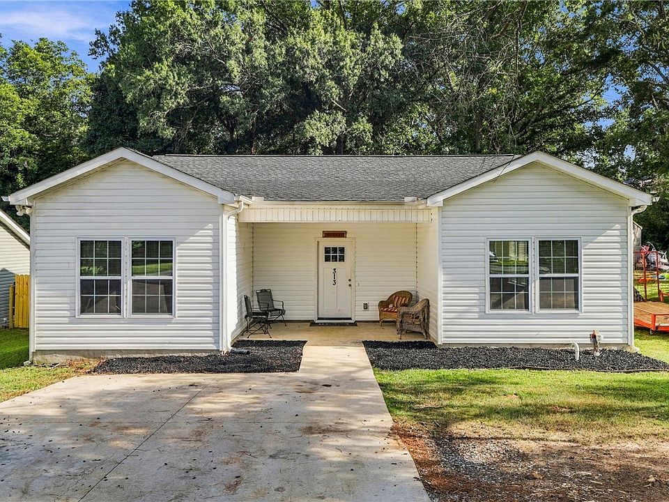 1st image of 313 Saluda St