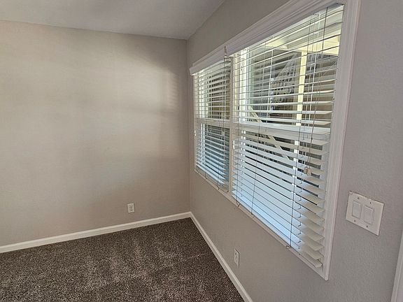 2nd image of 370 N Fair Oaks Ave APT 7