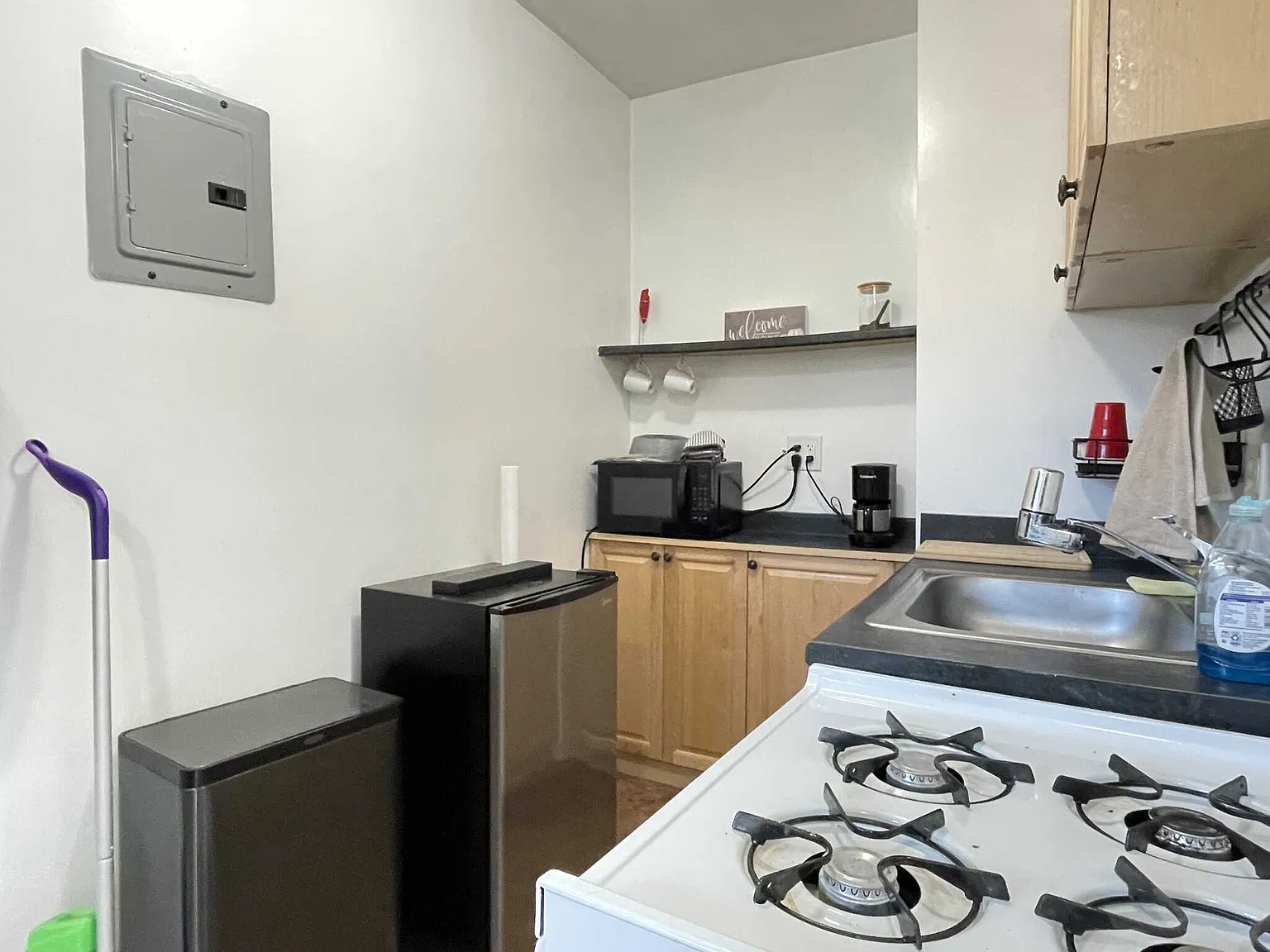 2 bed, $3,000 — Photo 3